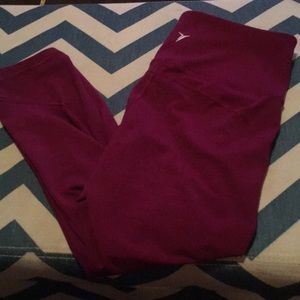 Old Navy High waisted workout crop leggings